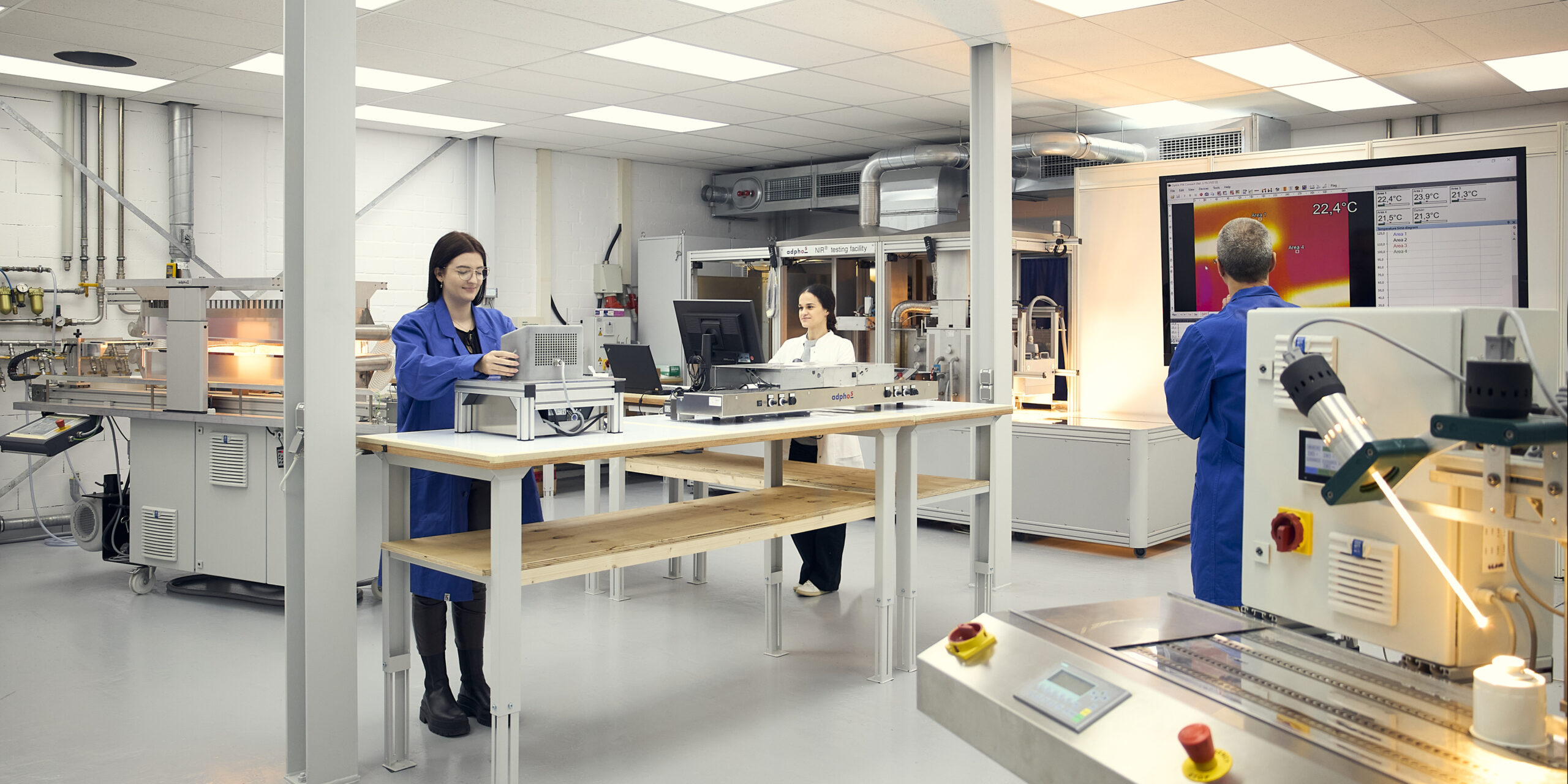 Ani R Neues und erweitertes Anwendungstechnikum - adphos